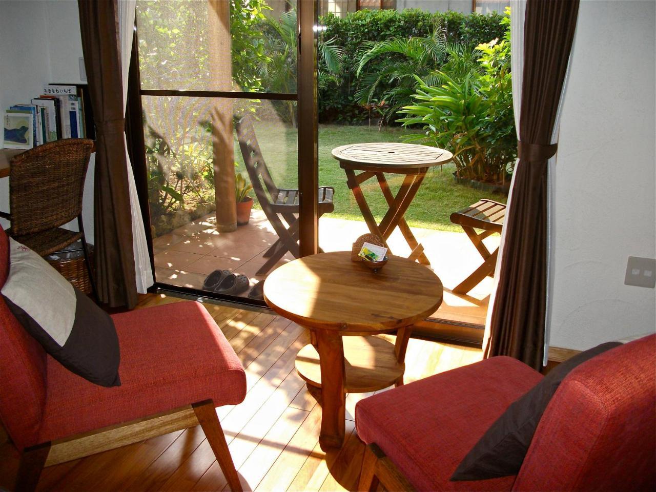 Akachichi Guesthouse Onna Exterior foto